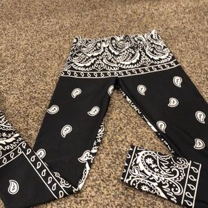 Black bandana goldsheep leggings